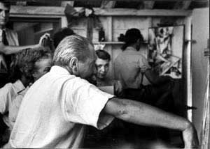 Hans Hofmann Teaching a class the push pull idea.